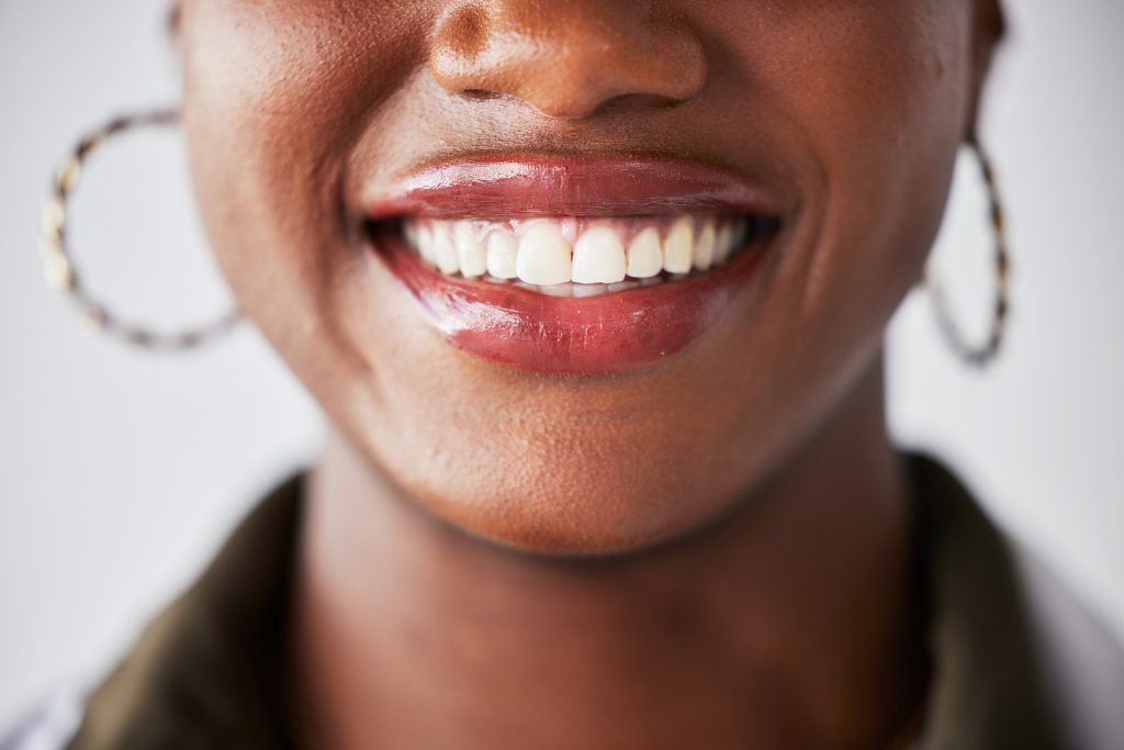 5 Essential Tips for Maintaining a Healthy Smile